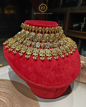 Gold plated chocker set Rngla