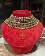 Gold plated chocker set Rngla