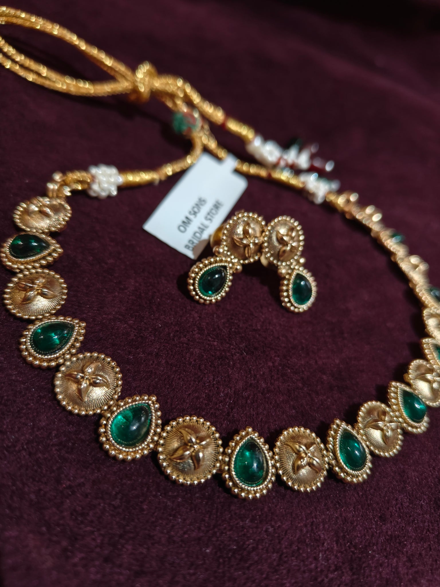 Kundan Choker Set