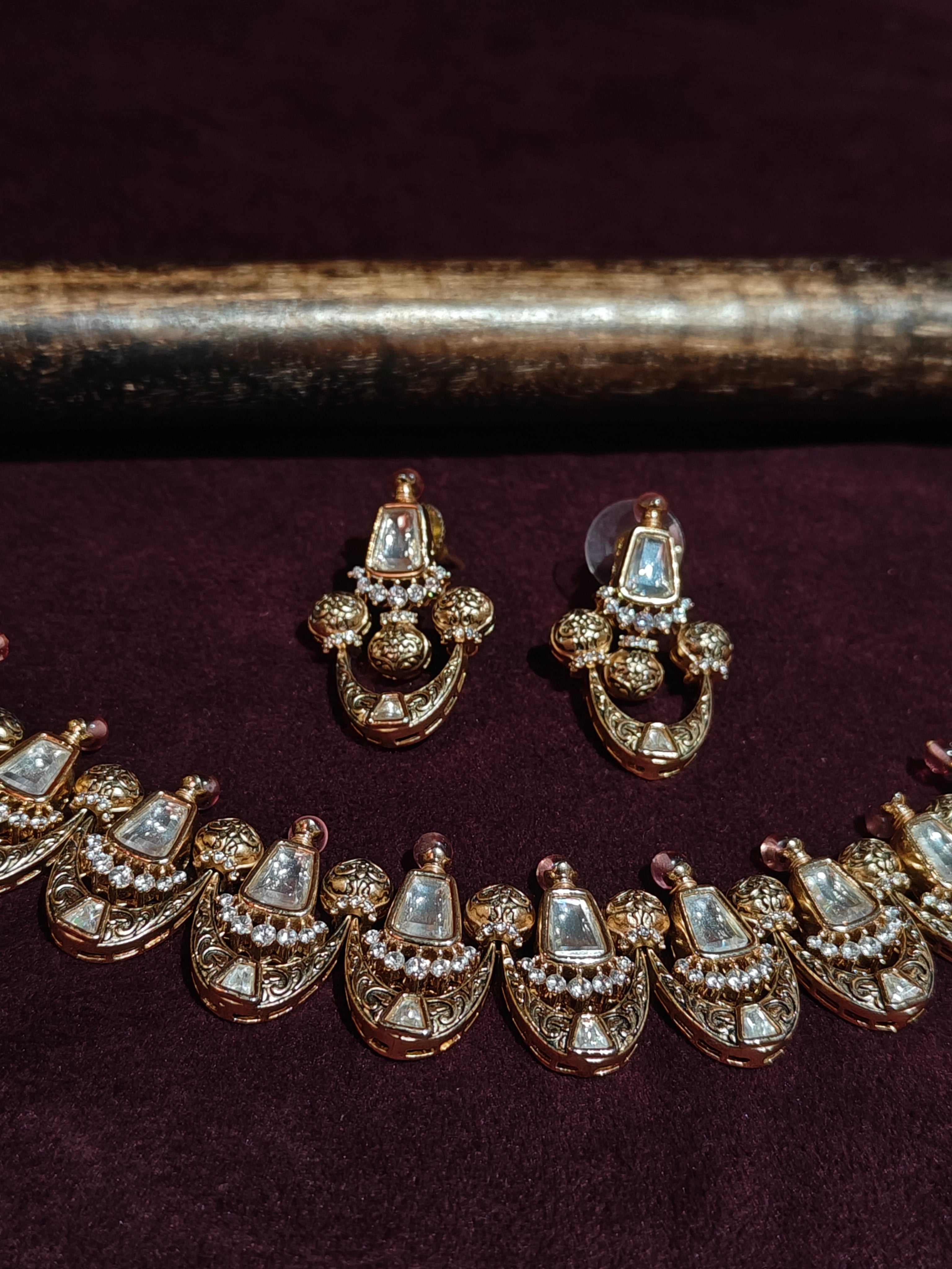 Kundan Choker Set