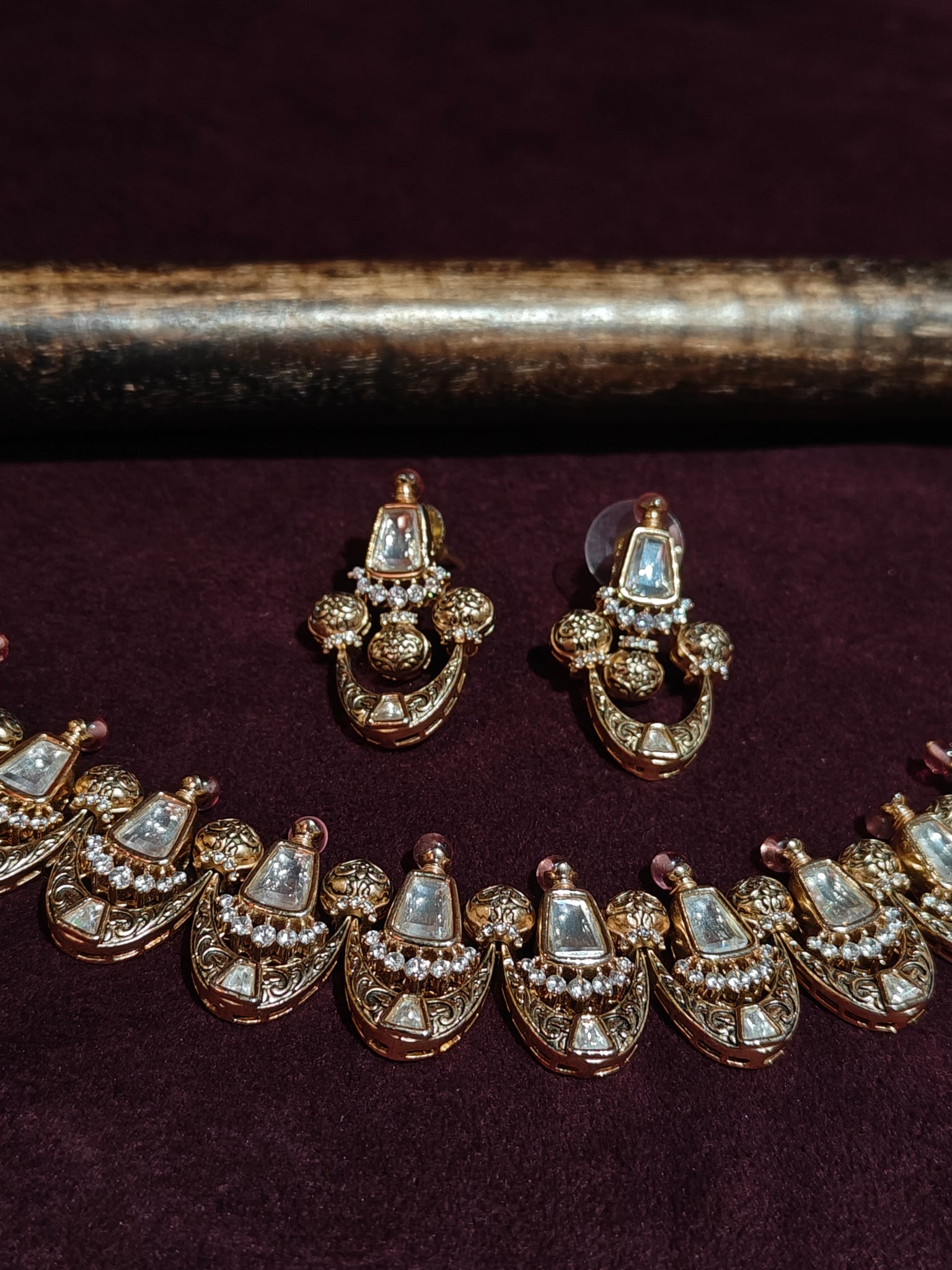 Kundan Choker Set