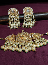 Kundan Choker Set