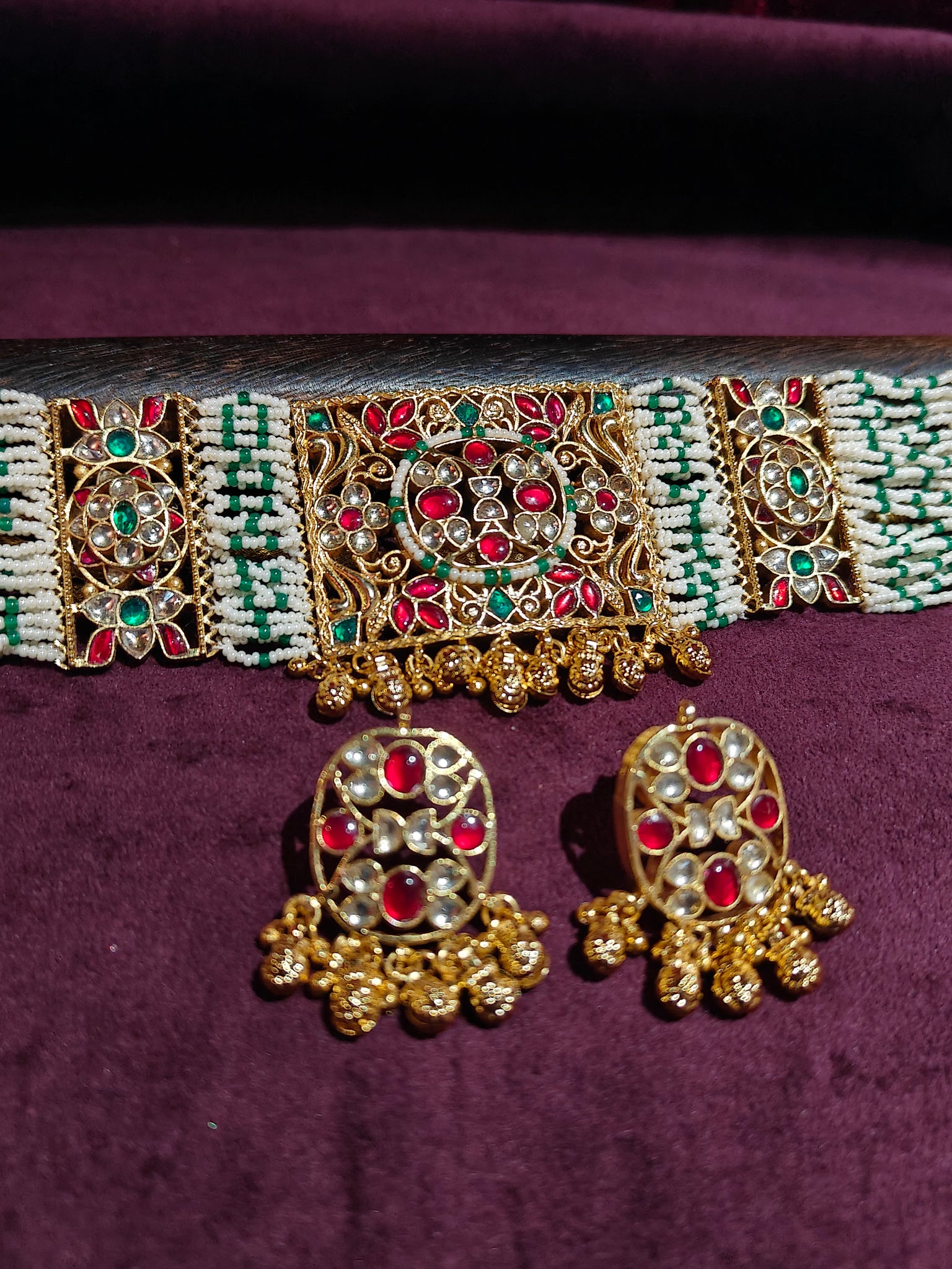 Kundan Choker Set