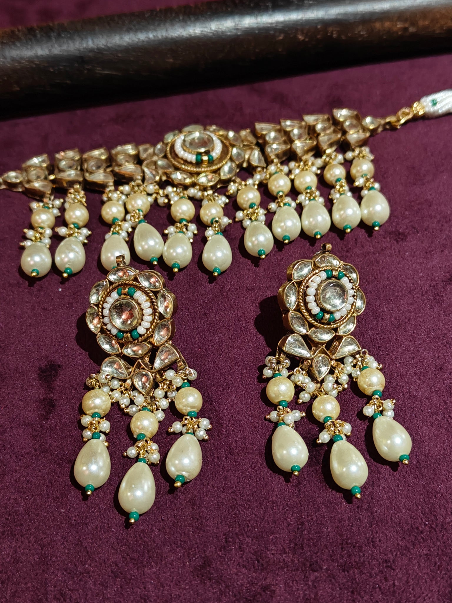 Kundan Choker Set