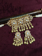 Kundan Choker Set 
