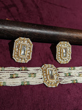 Kundan Choker Set