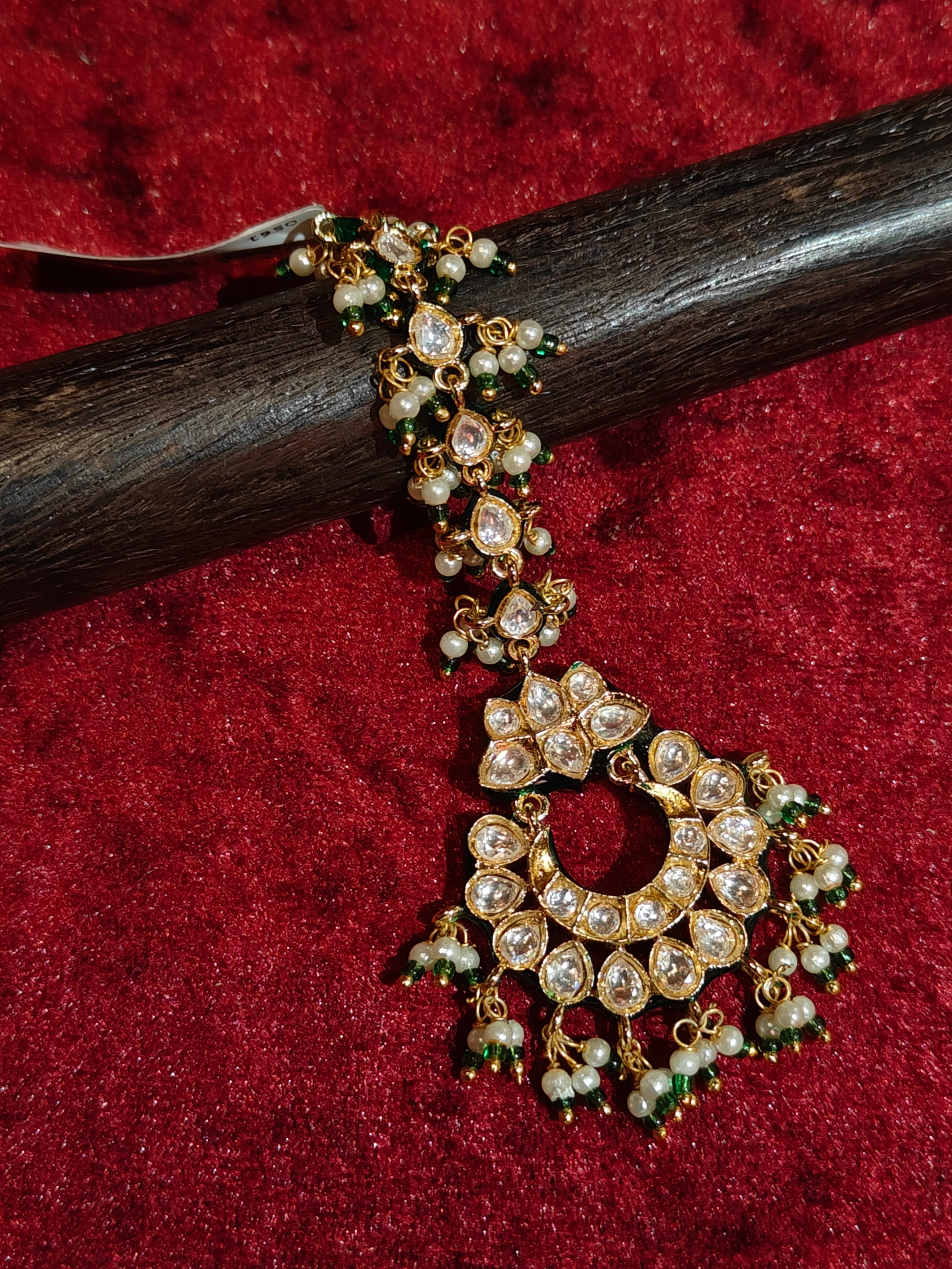  Kundan Maang Tikka 