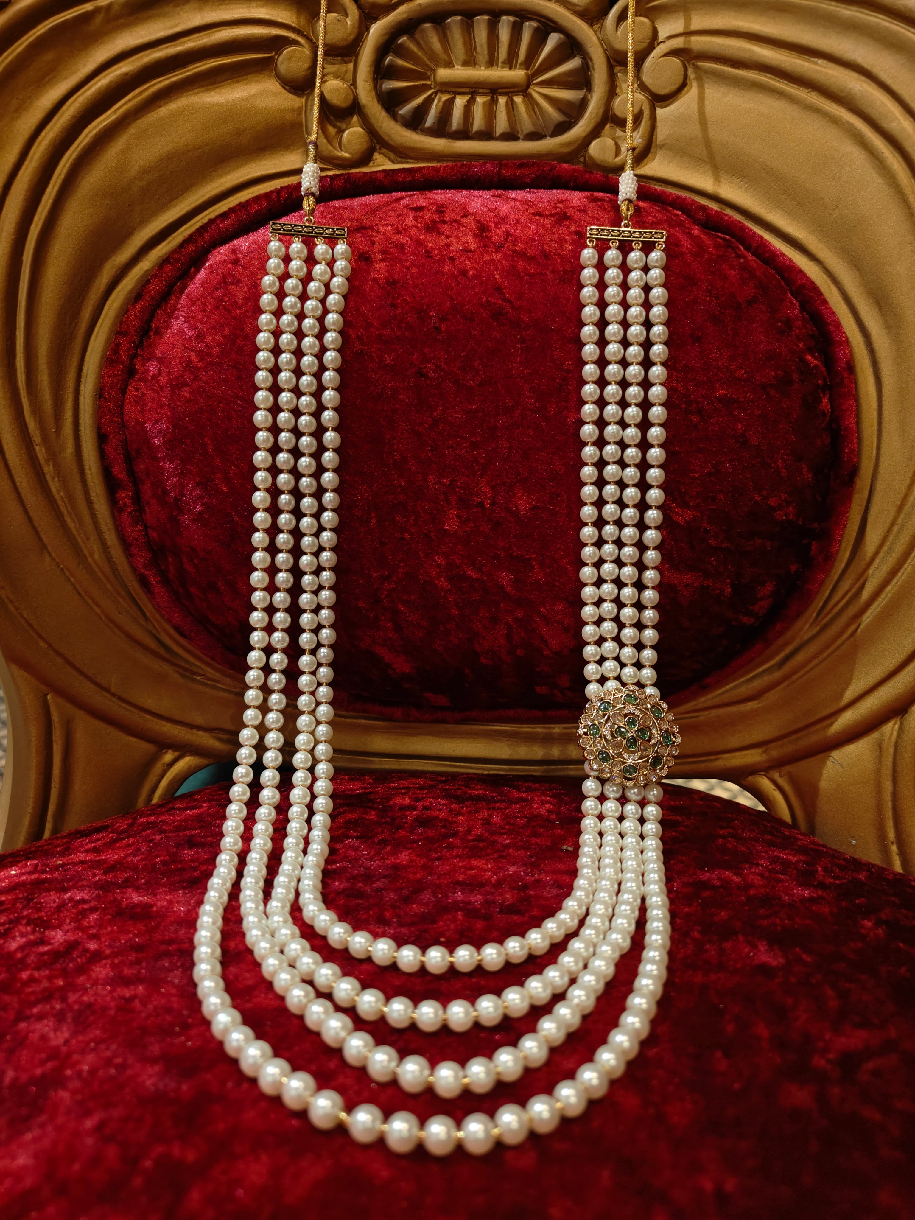 Groom Mala