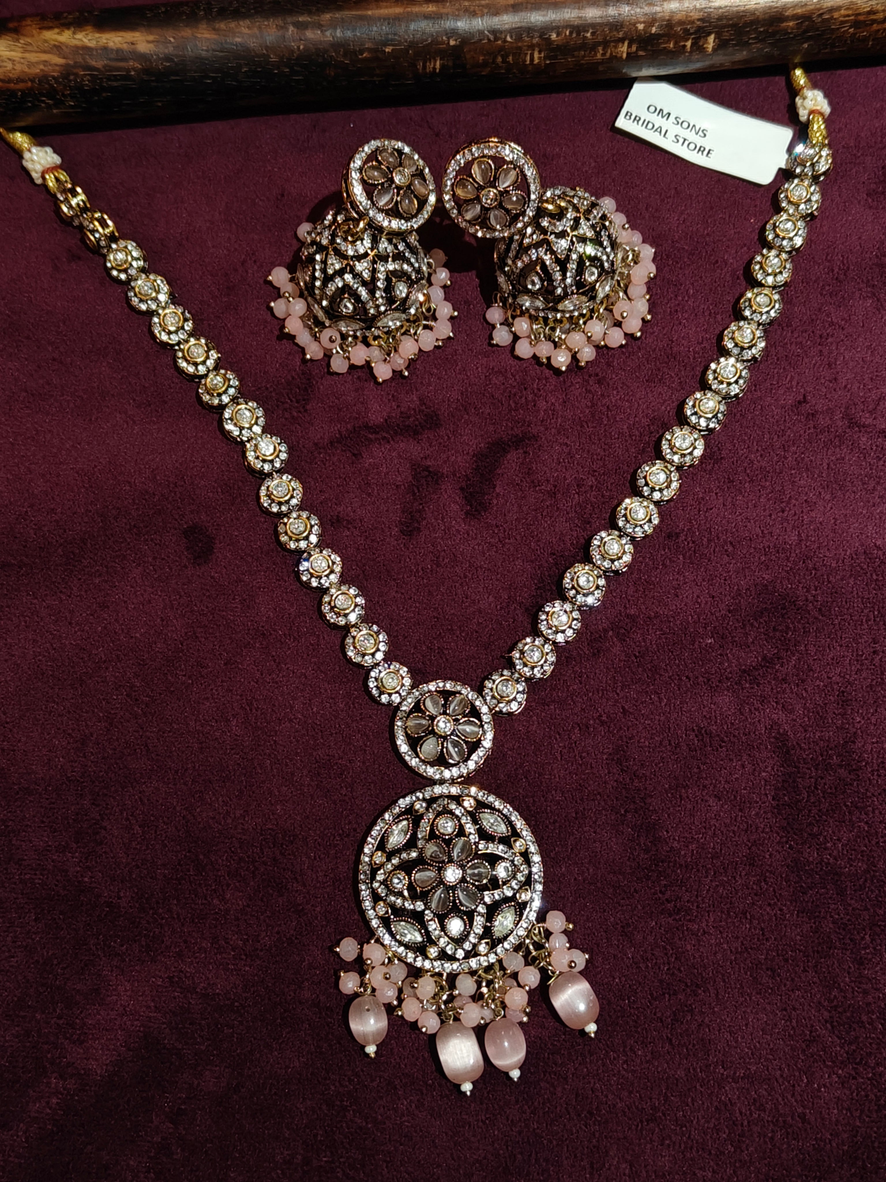 Victorian Necklace 