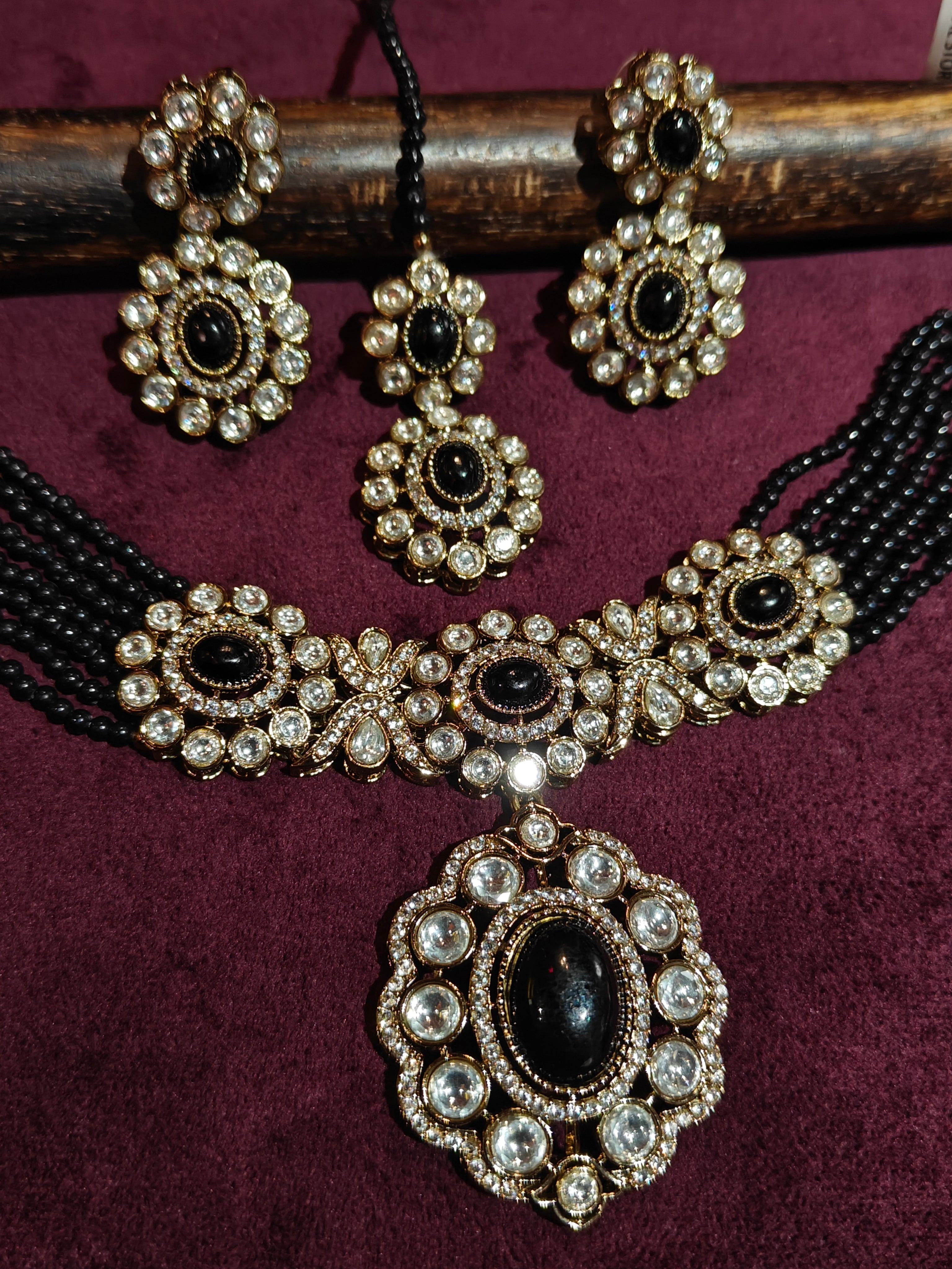 Victorian Necklace 