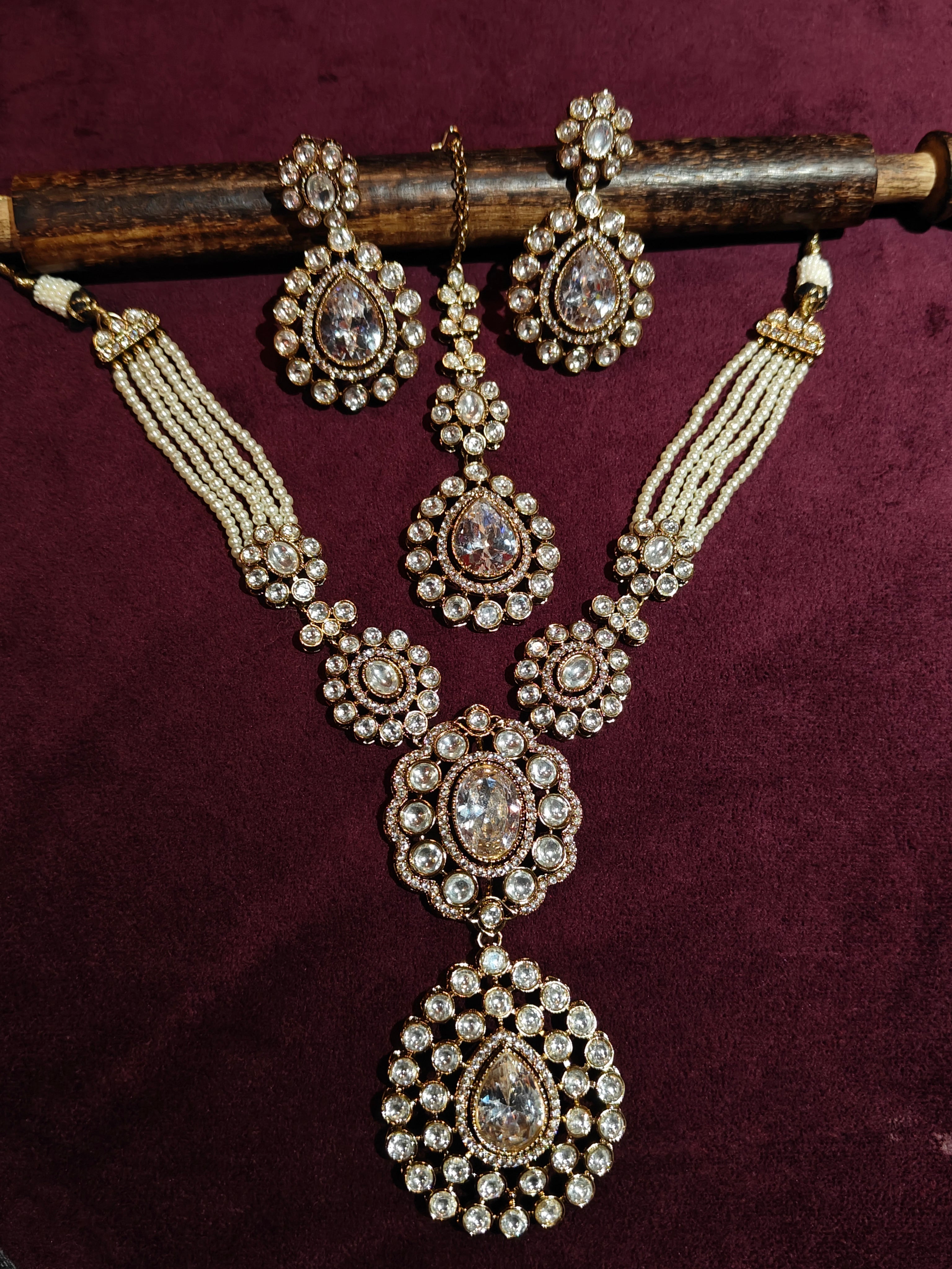 Victorian Necklace 