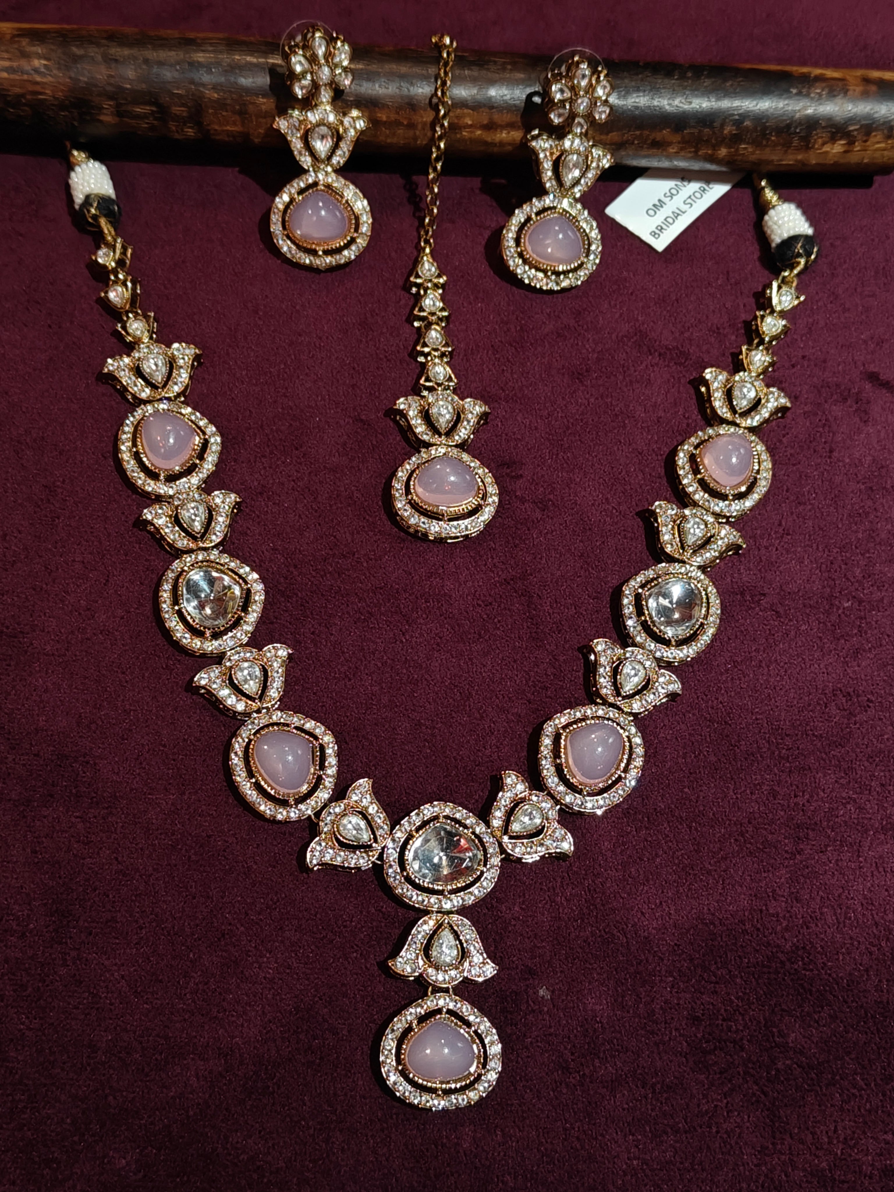 Victorian Necklace 