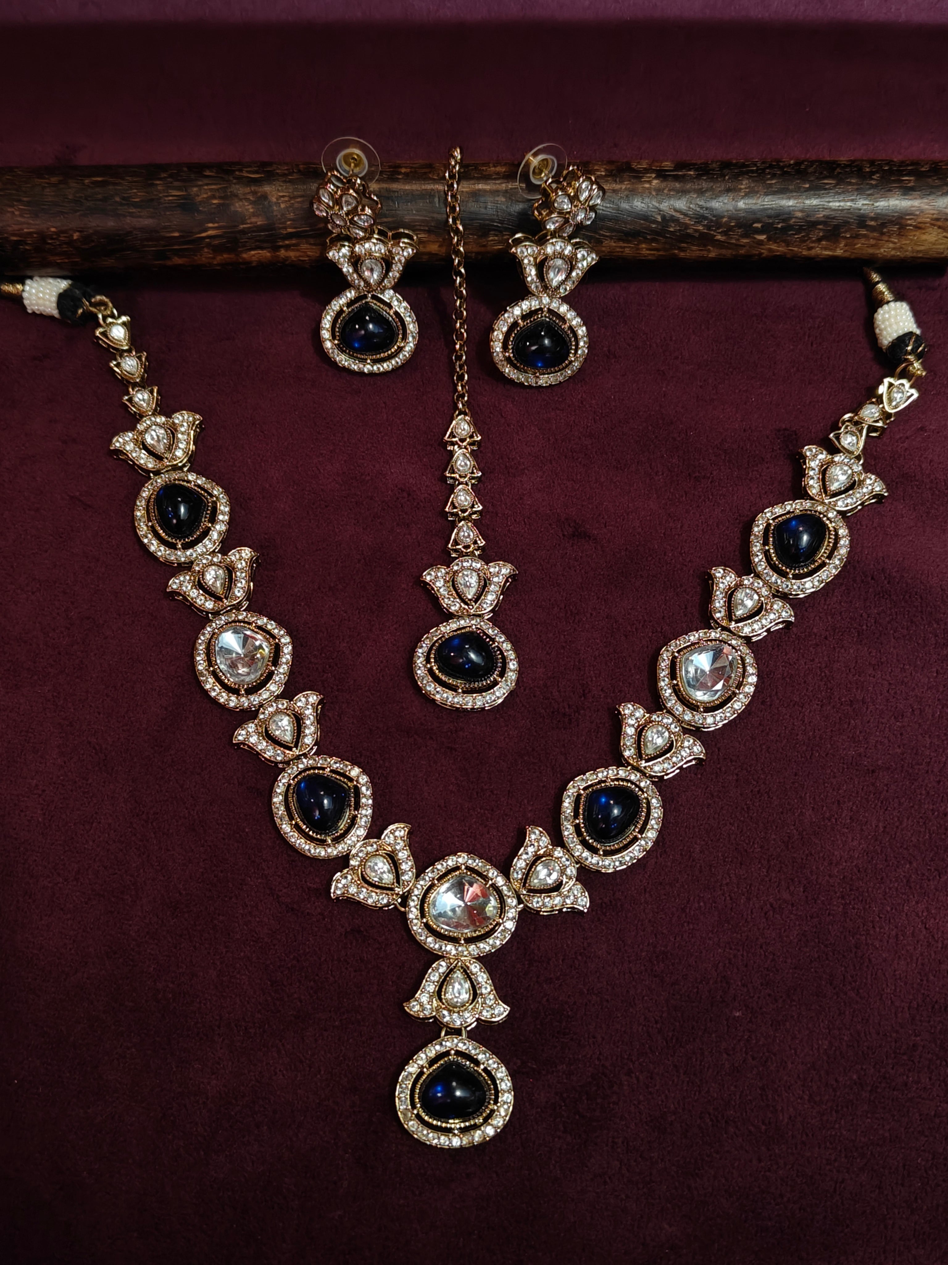 Victorian Necklace 