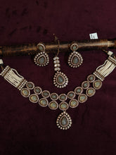 Victorian Necklace 