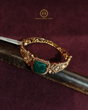 Kundan Bracelet VIV81