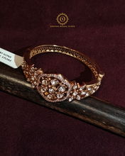 Kundan Bracelet VIV89
