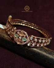 Kundan Bracelet VIV95-1