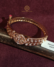Kundan Bracelet VIV95