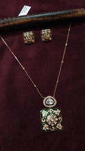 Kundan Pendant Set 