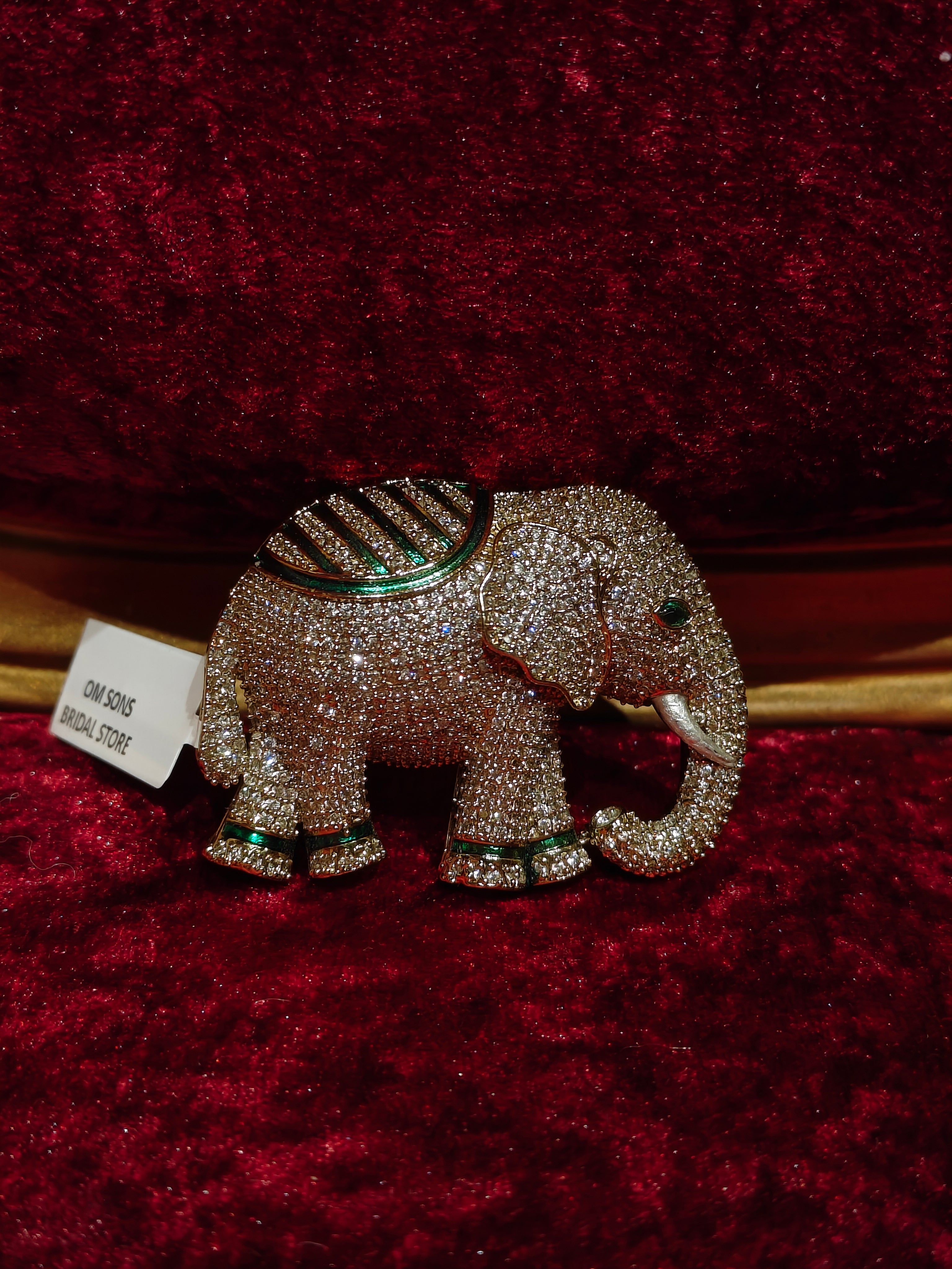 Men’s Brooches