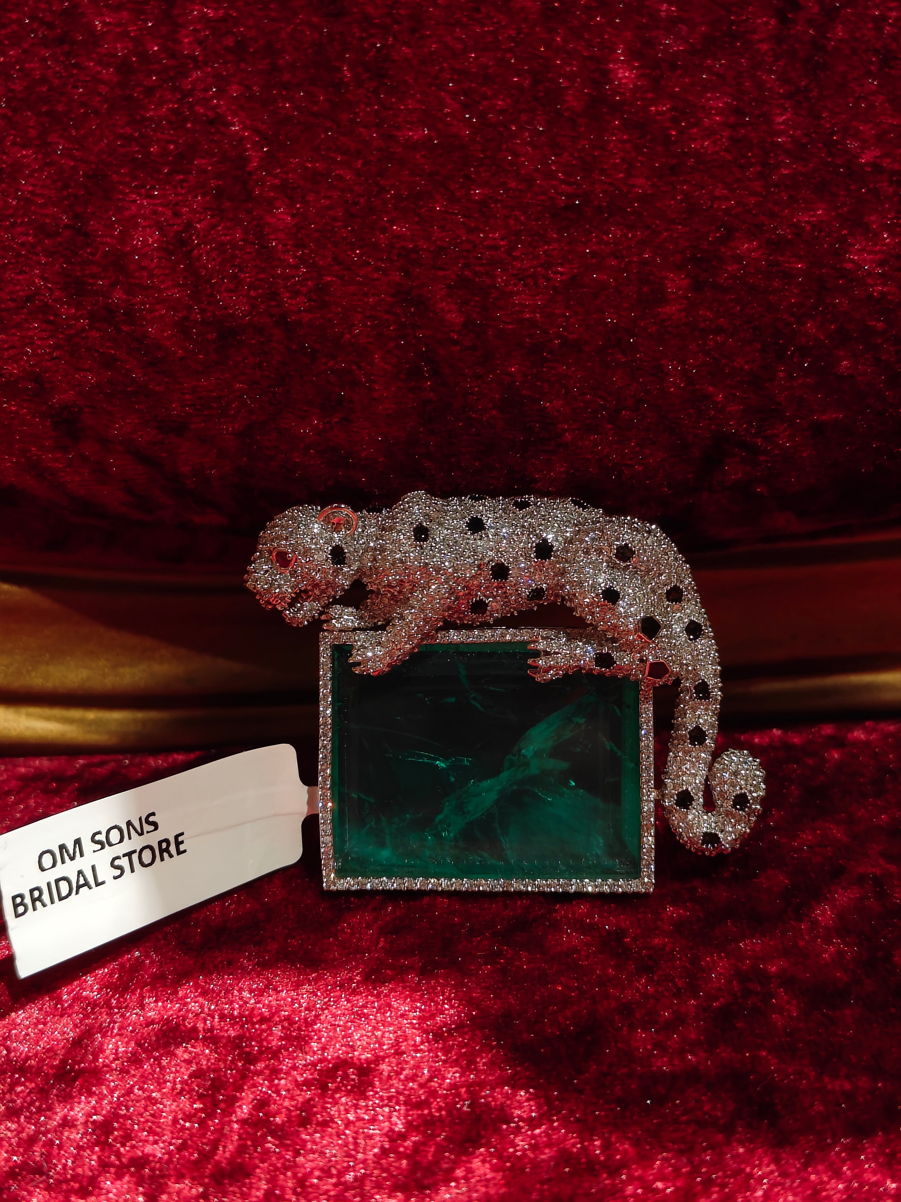 Men’s Brooches