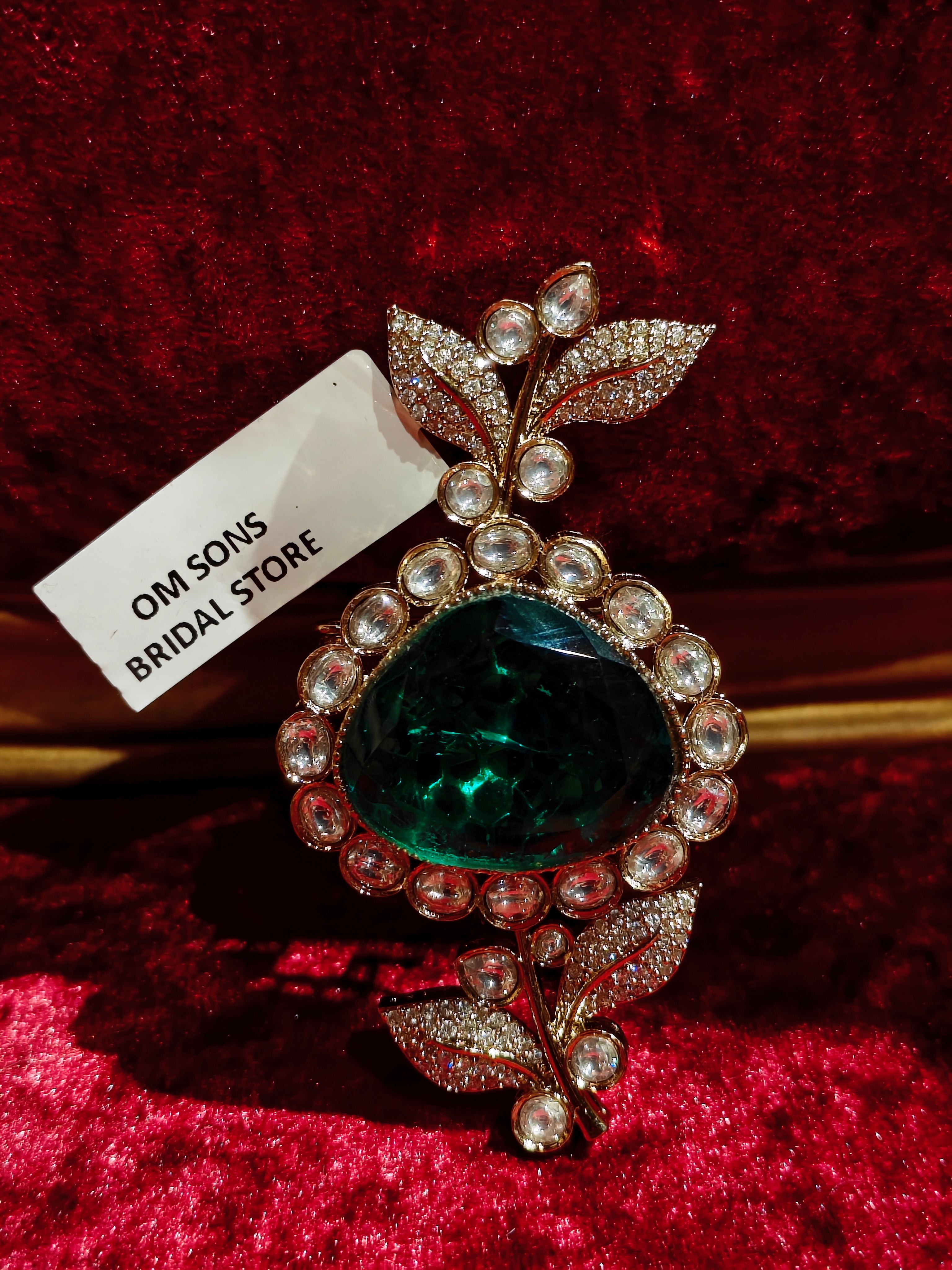 Men’s Brooches