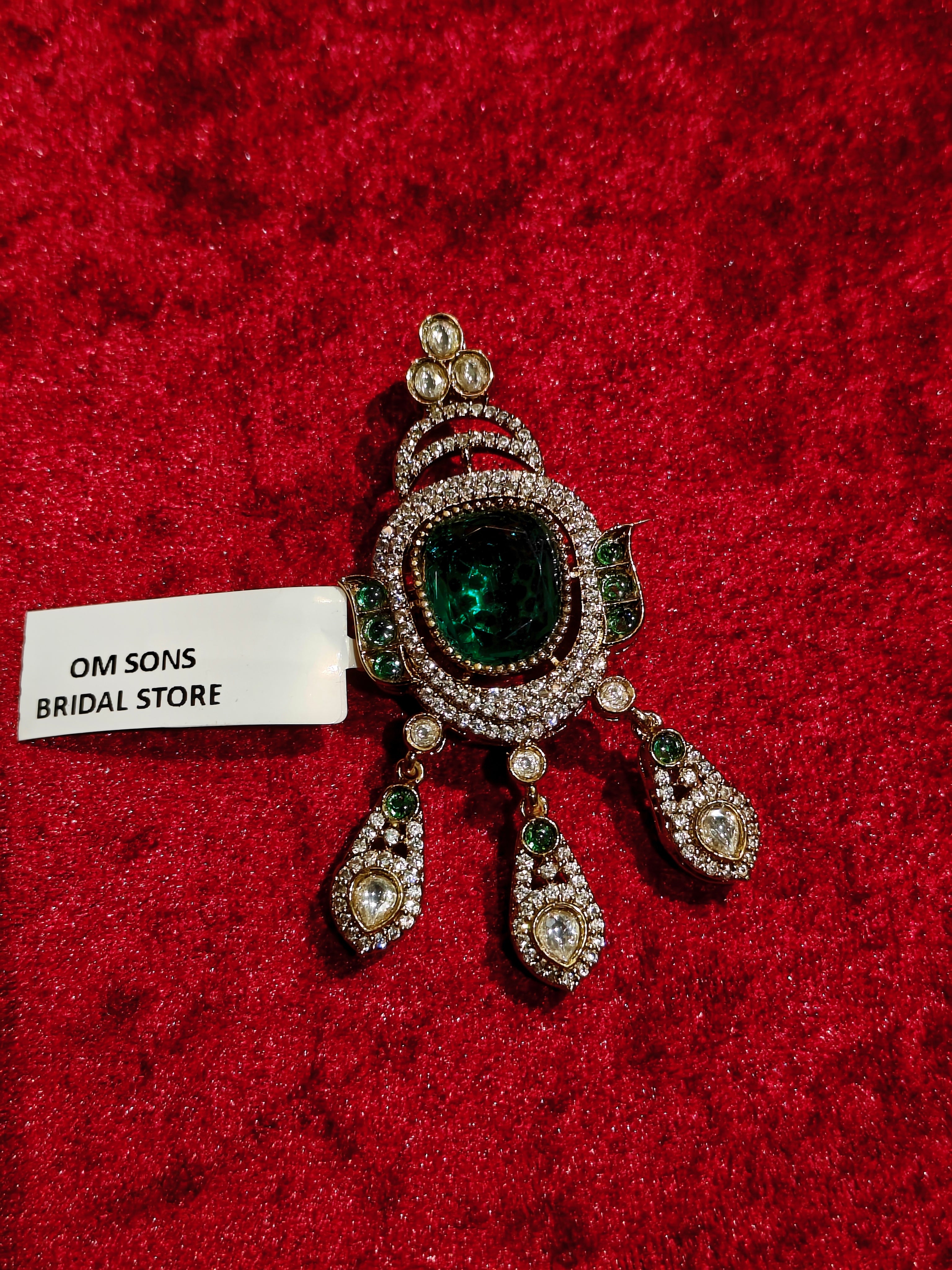 Men’s Brooches