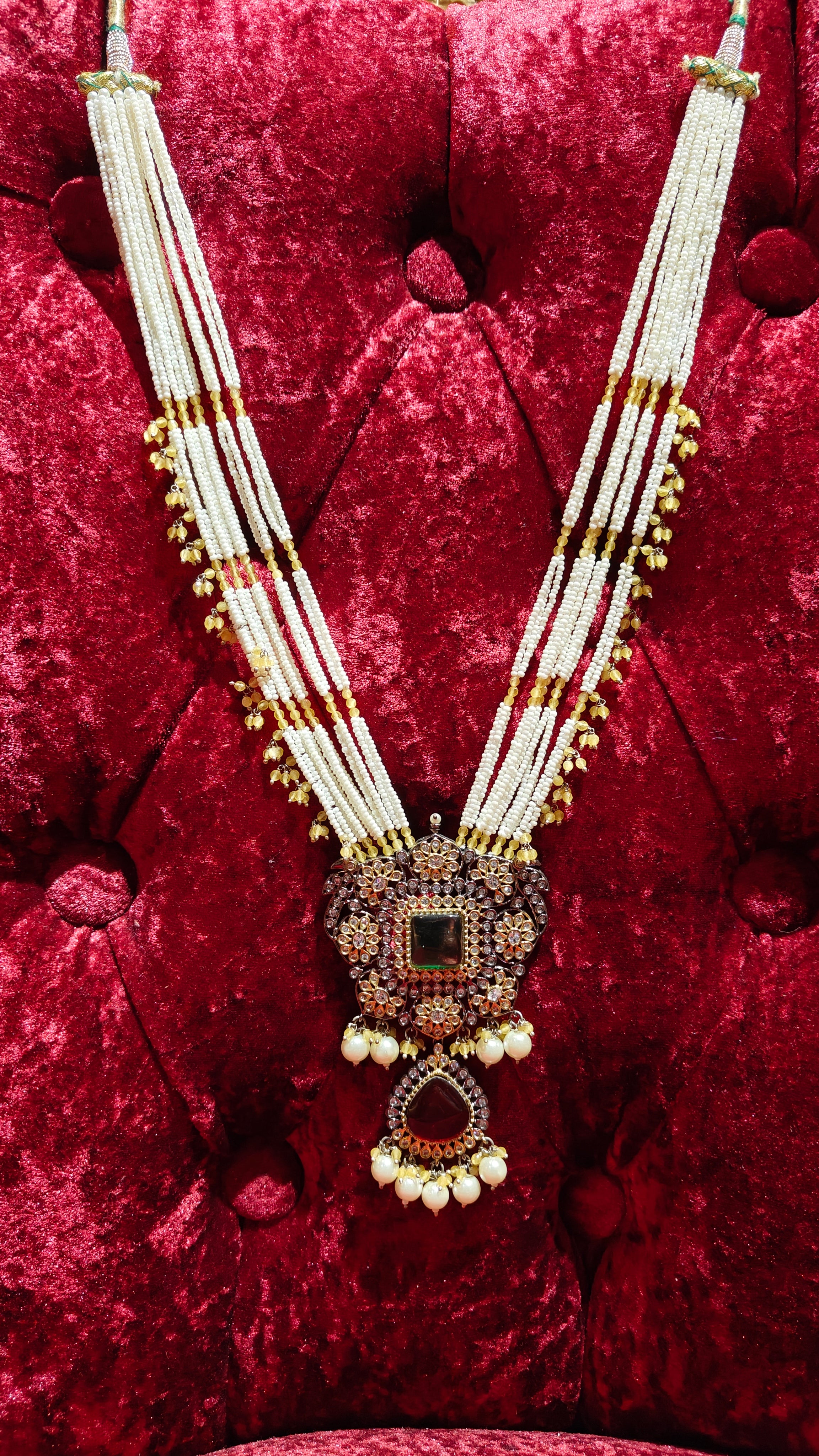 Royal Groom Mala 