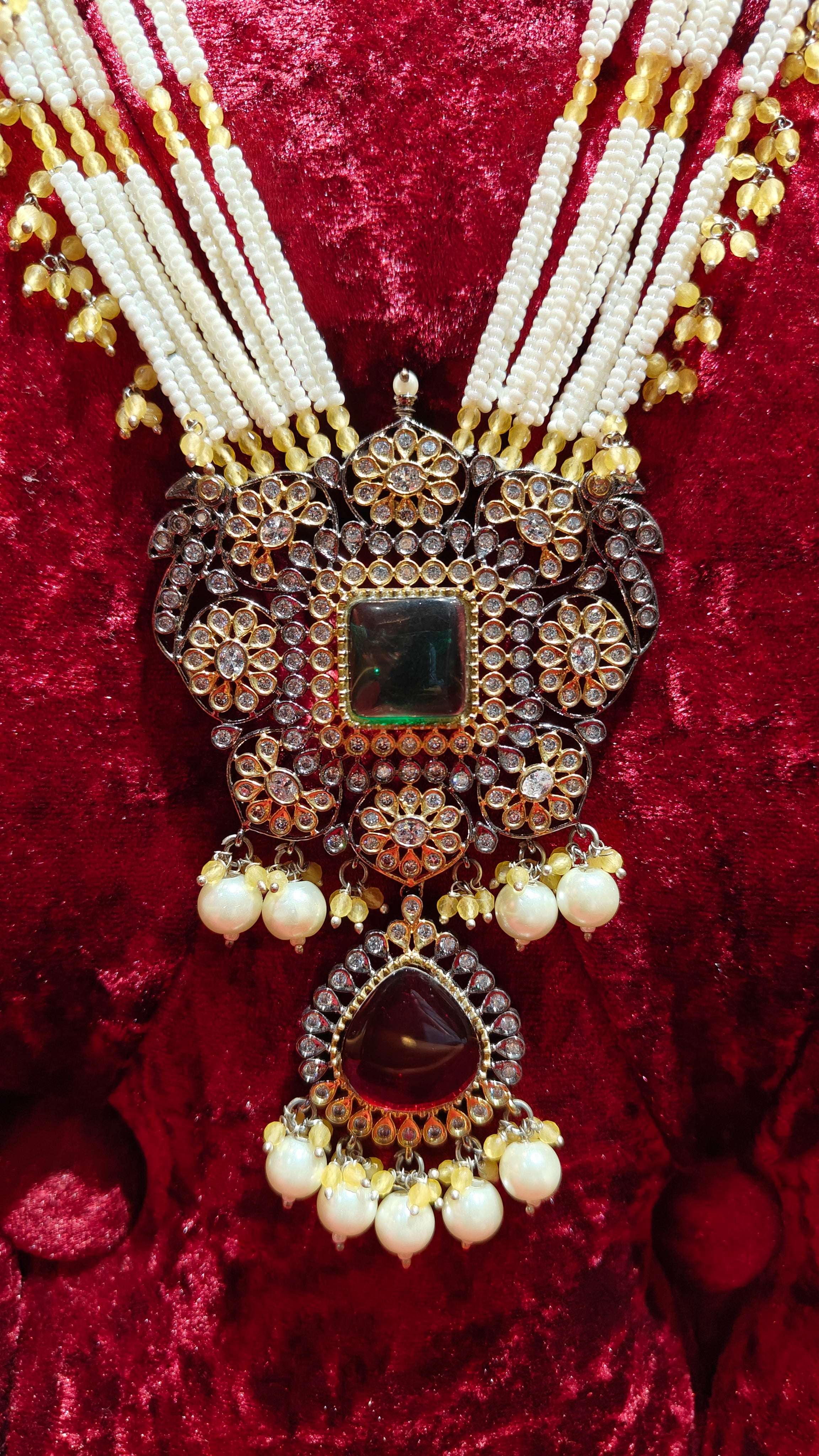 Royal Groom Mala 