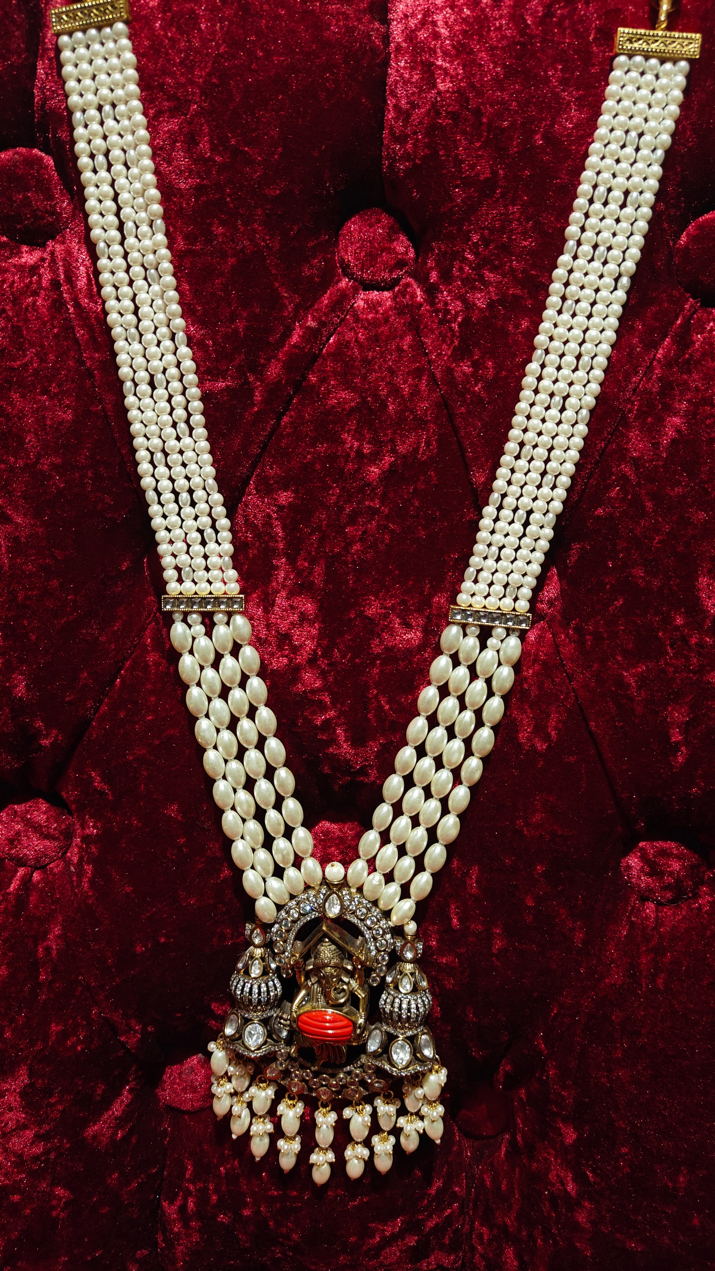 Royal Groom Mala 