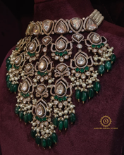 Uncut Kundan Bridal Set NP4092550
