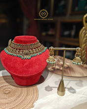 Temple Chocker set Kw4069050
